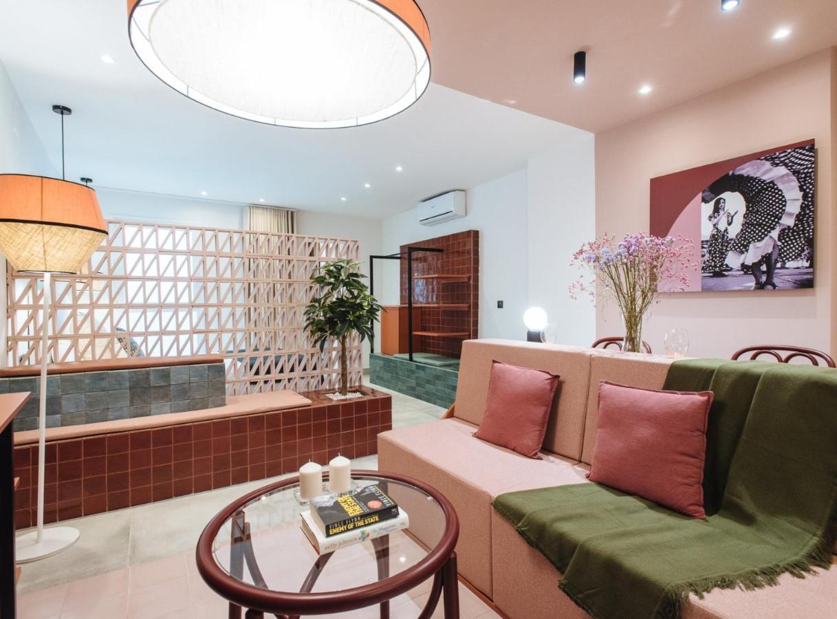 Suites Triana Sevilla Apartments Esterno foto
