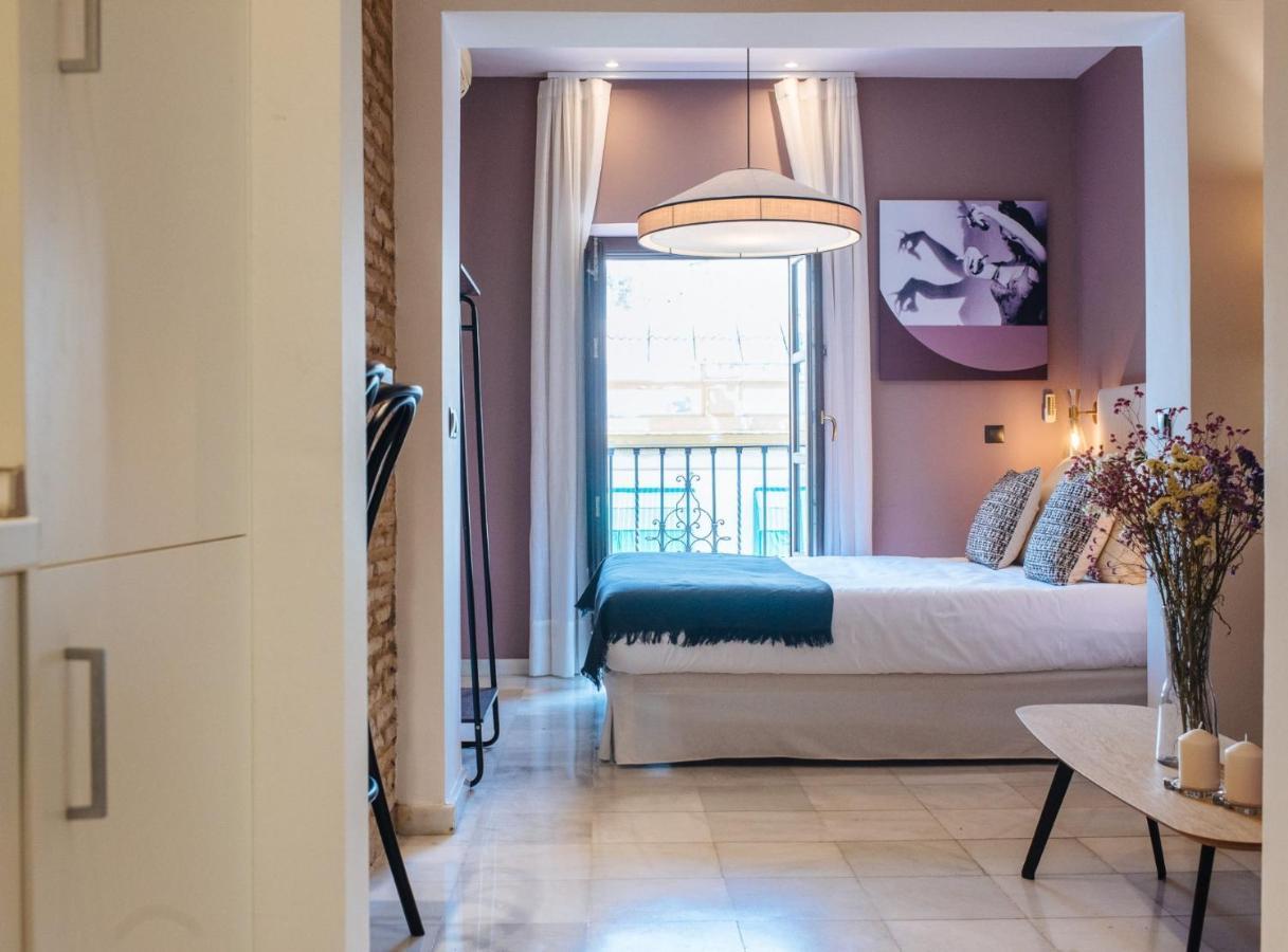 Suites Triana Sevilla Apartments Esterno foto